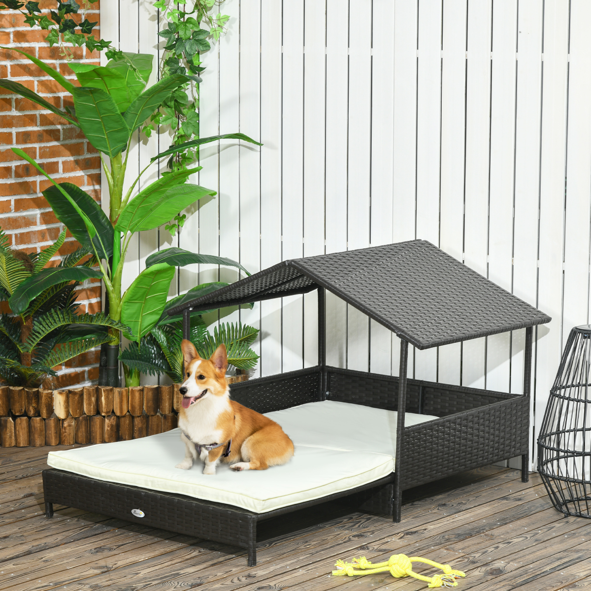 Extendable Rattan Dog House with Water-Resistant Roof and Cushion