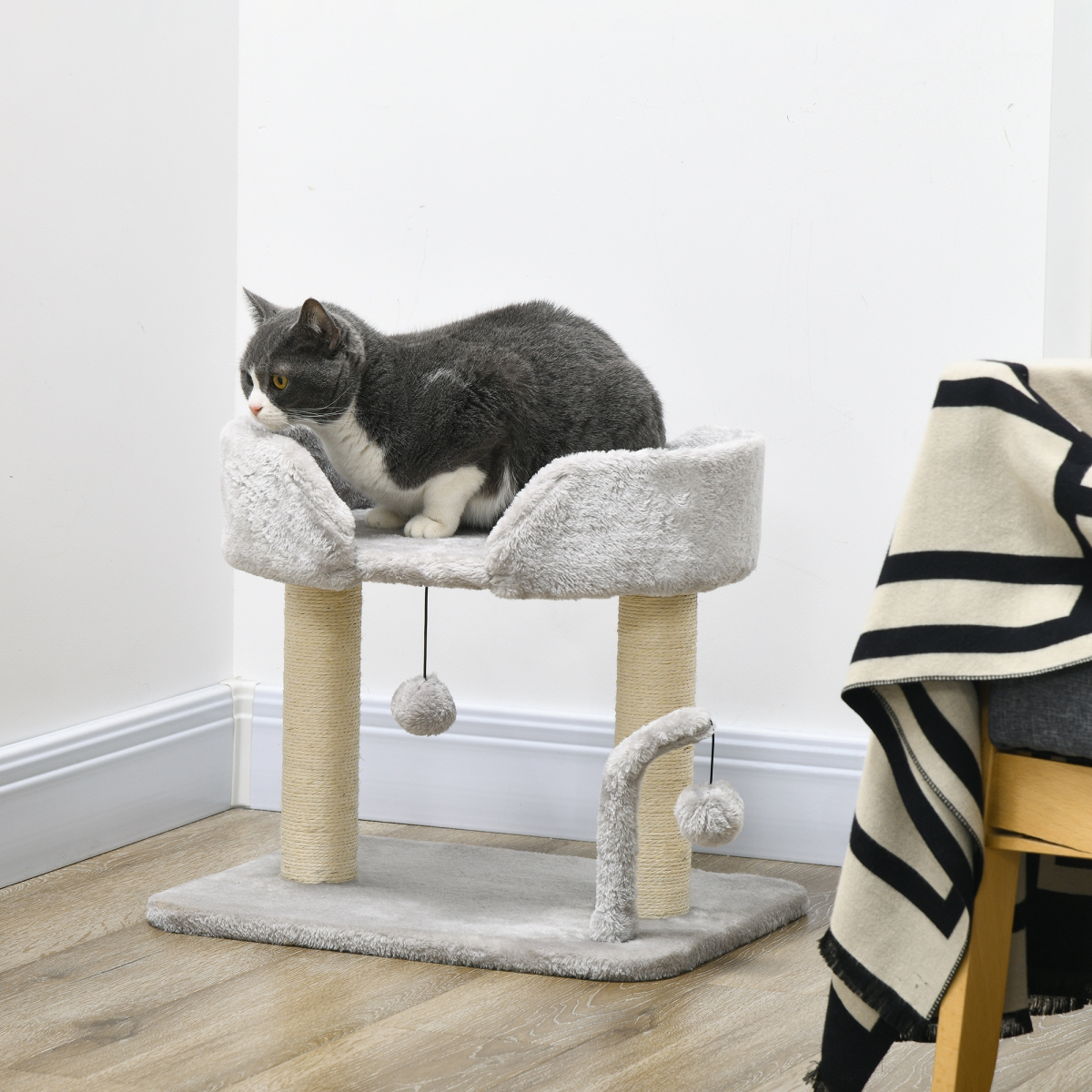 42cm Indoor Cat Tree - Kitty Play Tower with Toy Balls and Sisal Post
